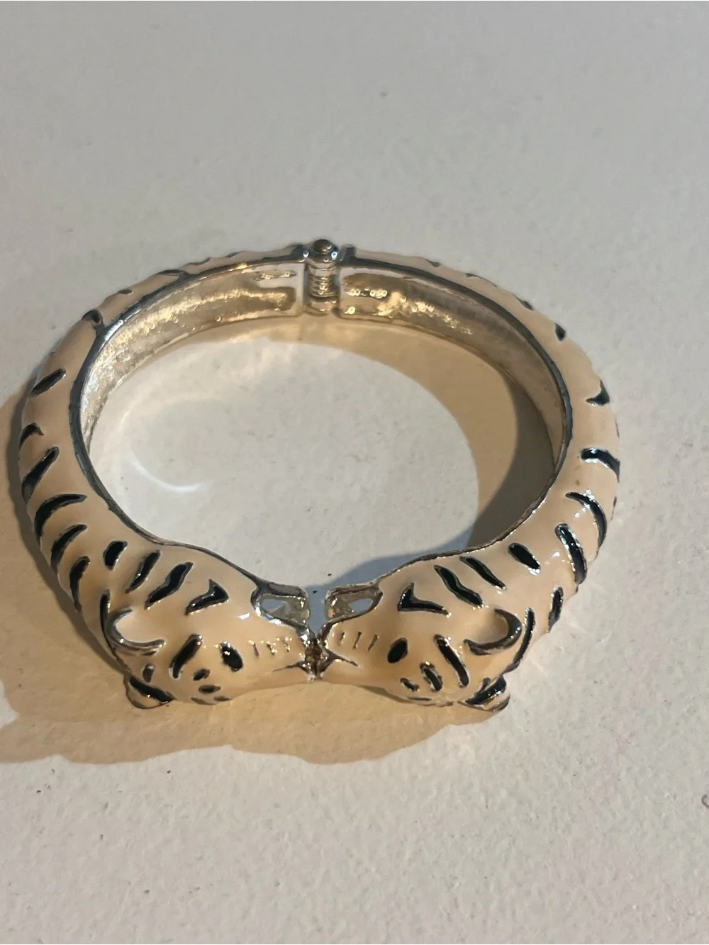 Cream Tiger-Accent Hinged Bangle Bracelet - Picture 1 of 5